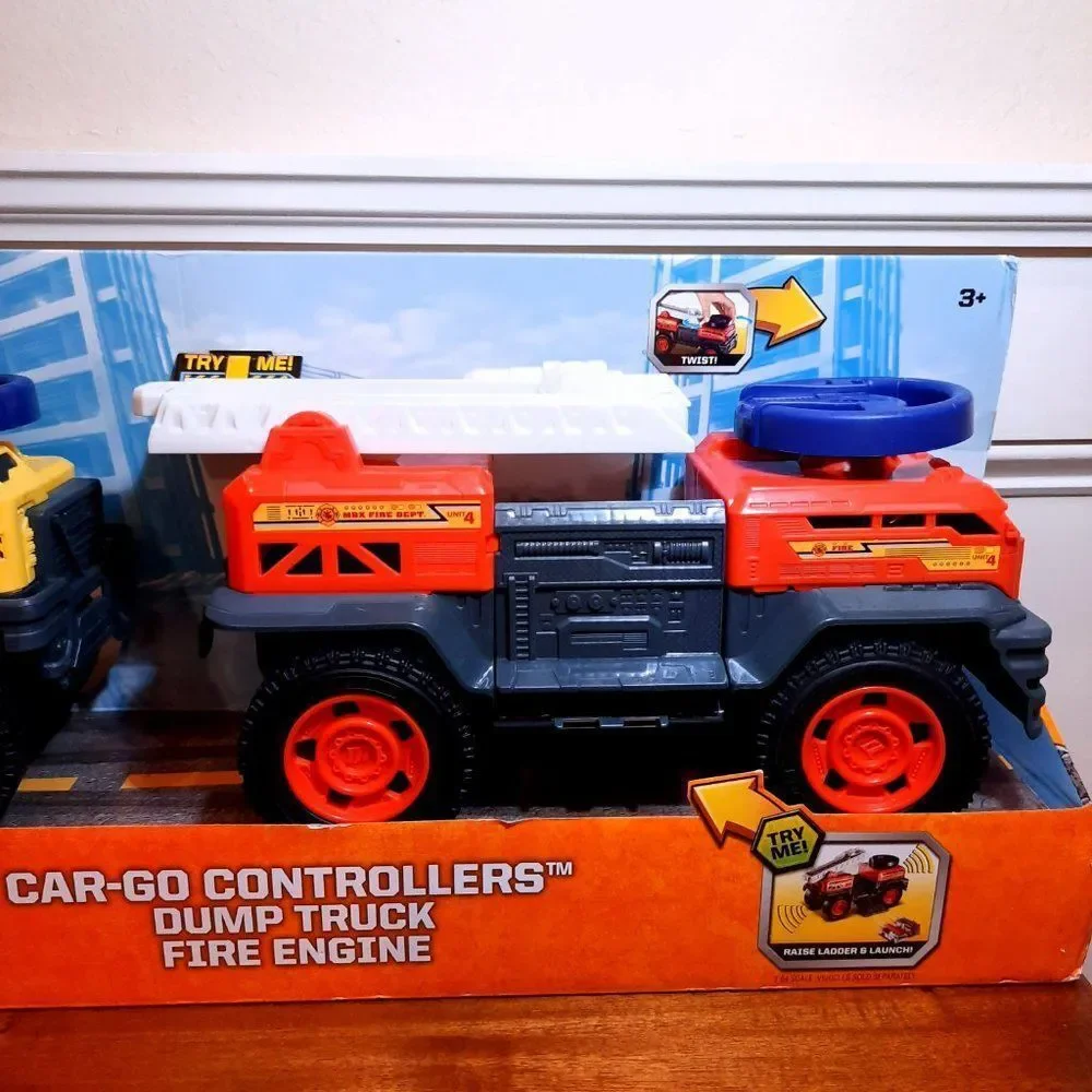NEW Matchbox Car-Go Controllers Dump Truck Fire Engine set sounds cargo vehicles